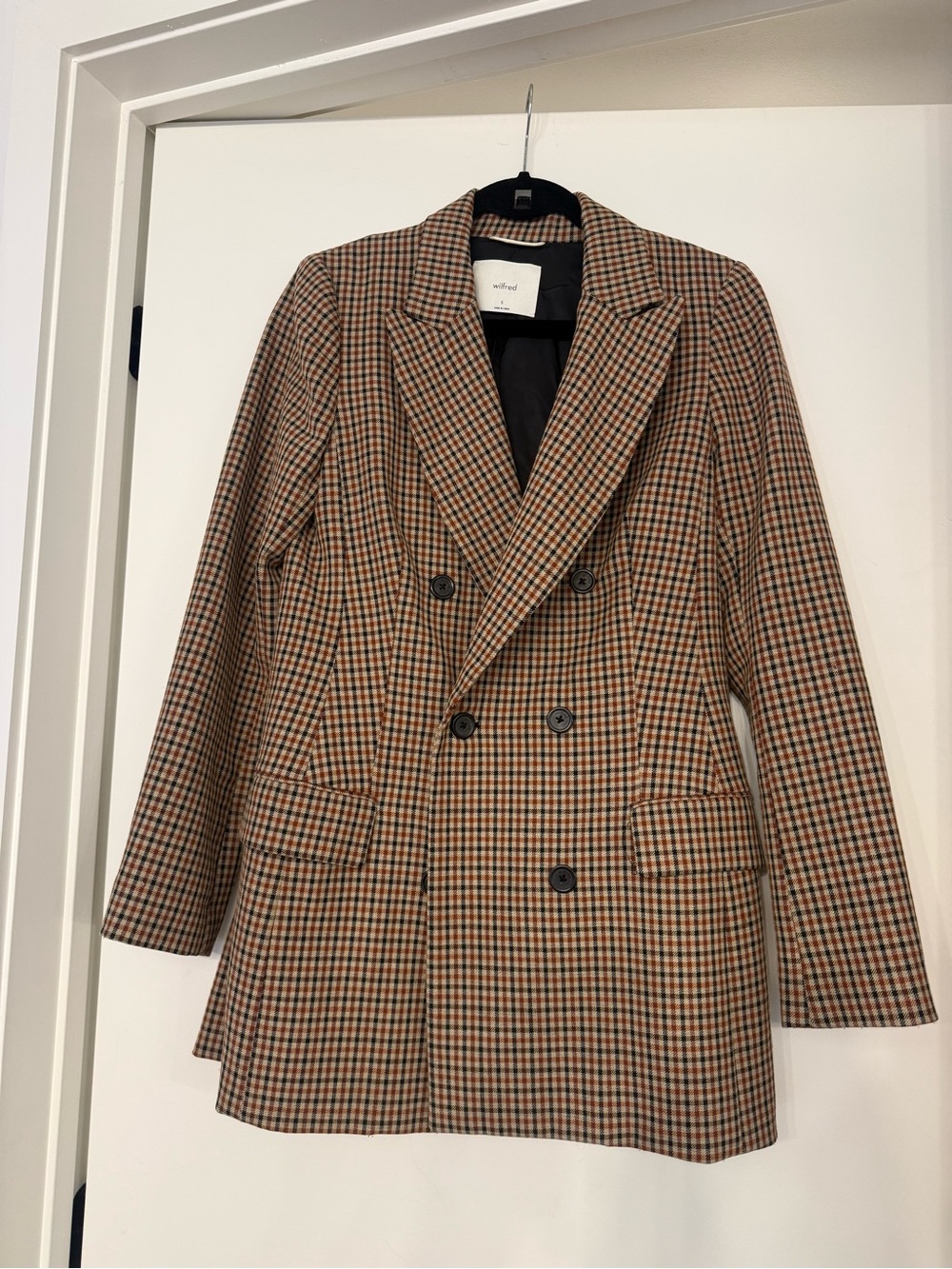 Aritzia Wilfred Double-Breasted Blazer